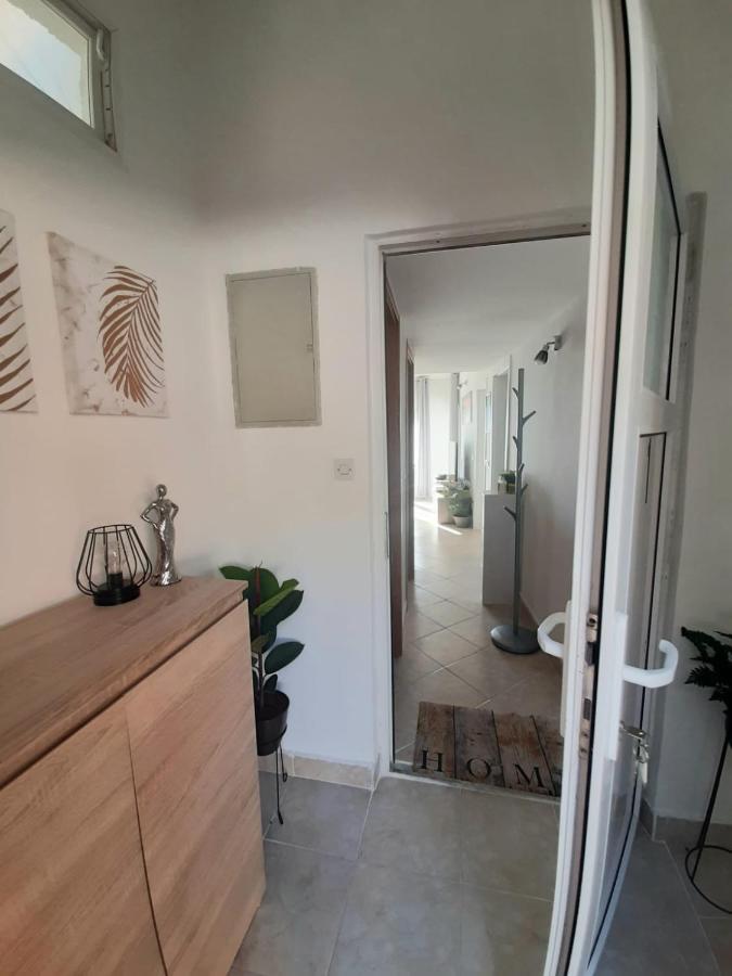 Apartment Natali Kaštel Stari Εξωτερικό φωτογραφία