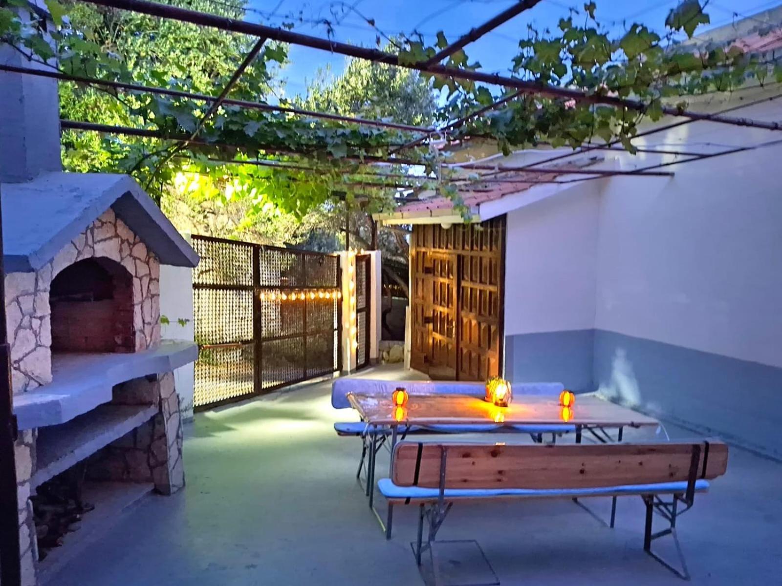 Apartment Natali Kaštel Stari Εξωτερικό φωτογραφία