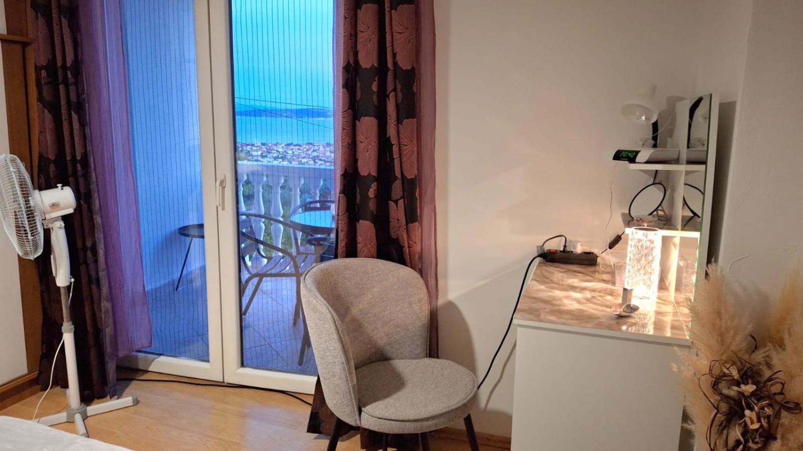 Apartment Natali Kaštel Stari Εξωτερικό φωτογραφία